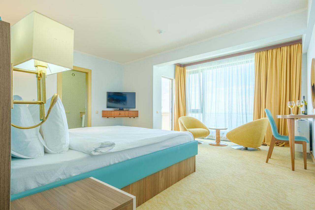 Castello Mare All Inclusive Resort Batumi Exterior photo
